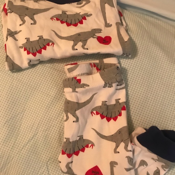 Carter’s Dino Set - Picture 4 of 4